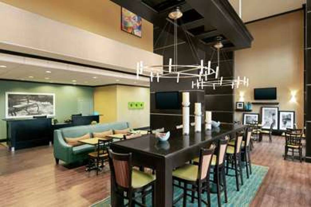 Hampton Inn &amp; Suites Houston/Pasadena, TX 5