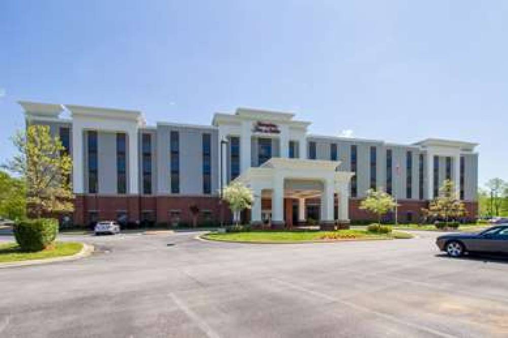 Hampton Inn &amp; Suites Huntsville Hampton Cove 1