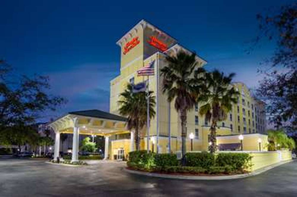 Hampton Inn &amp; Suites Jacksonville Deerwood Pa 2