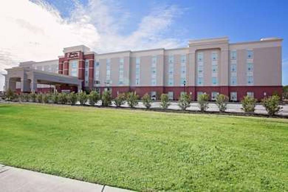 Hampton Inn &amp; Suites Jacksonville, NC 3