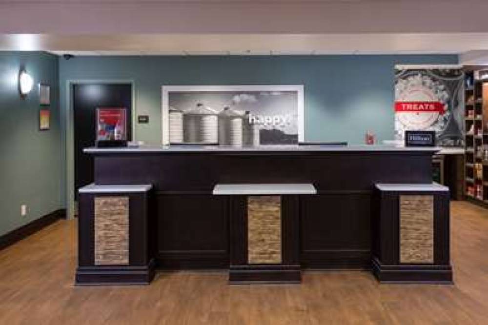 Hampton Inn &amp; Suites Jamestown, NY 4