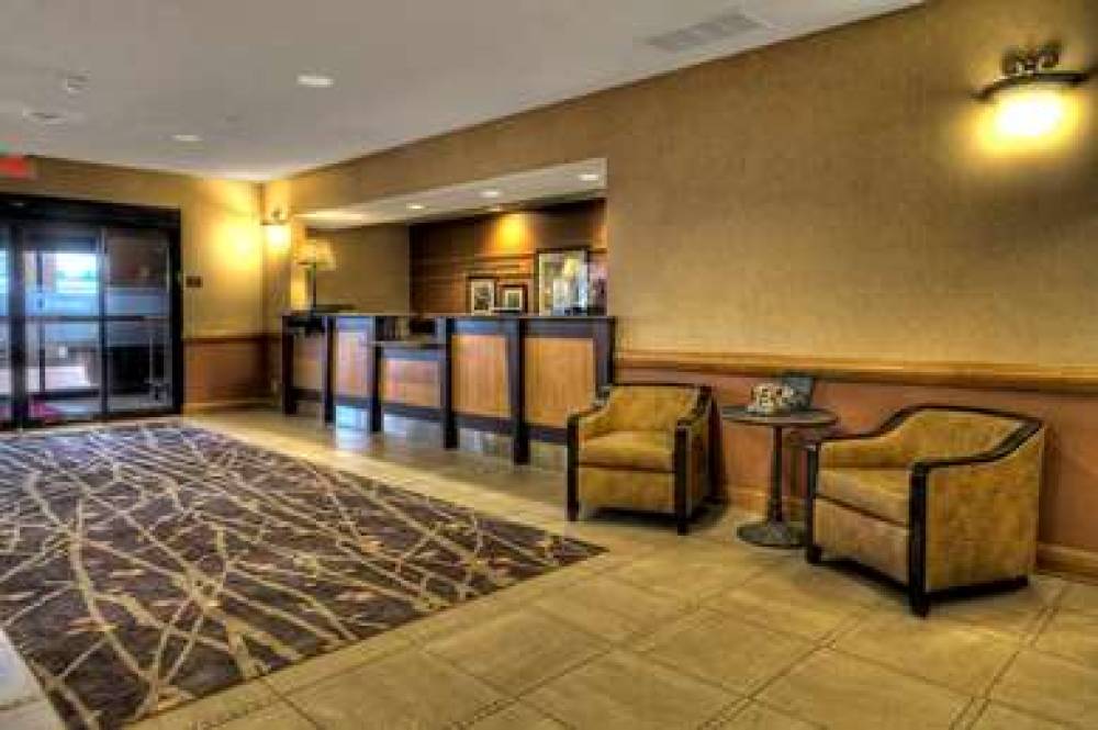 Hampton Inn &amp; Suites Kalamazoo-Oshtemo 6