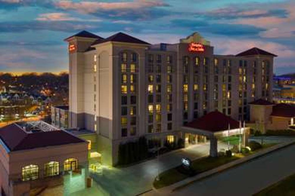 Hampton Inn &amp; Suites Kansas City-Country Club 1