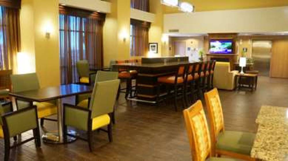 Hampton Inn &amp; Suites Kingman, AZ 9