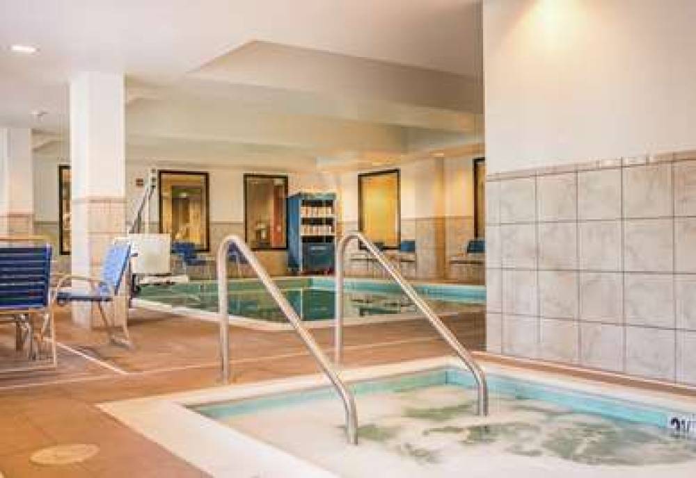 Hampton Inn &amp; Suites Lathrop 9