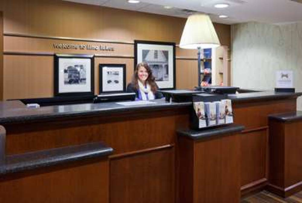 Hampton Inn &amp; Suites Lino Lakes 6