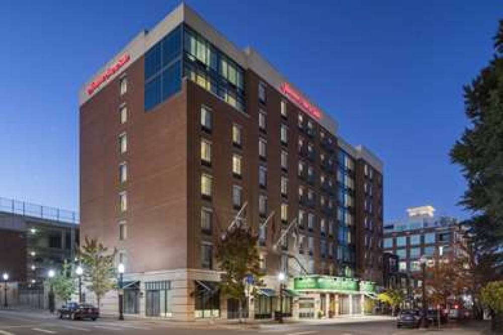 Hampton Inn &amp; Suites Little Rock-Downtown 2