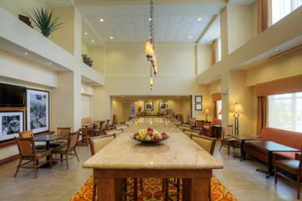 Hampton Inn &amp; Suites McAllen, TX 5