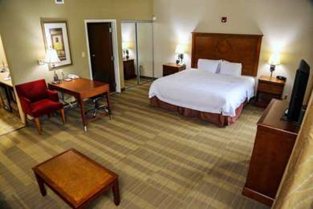 Hampton Inn &amp; Suites McComb 9