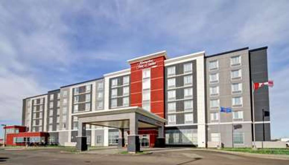 Hampton Inn &amp; Suites - Medicine Hat, Alberta, 1