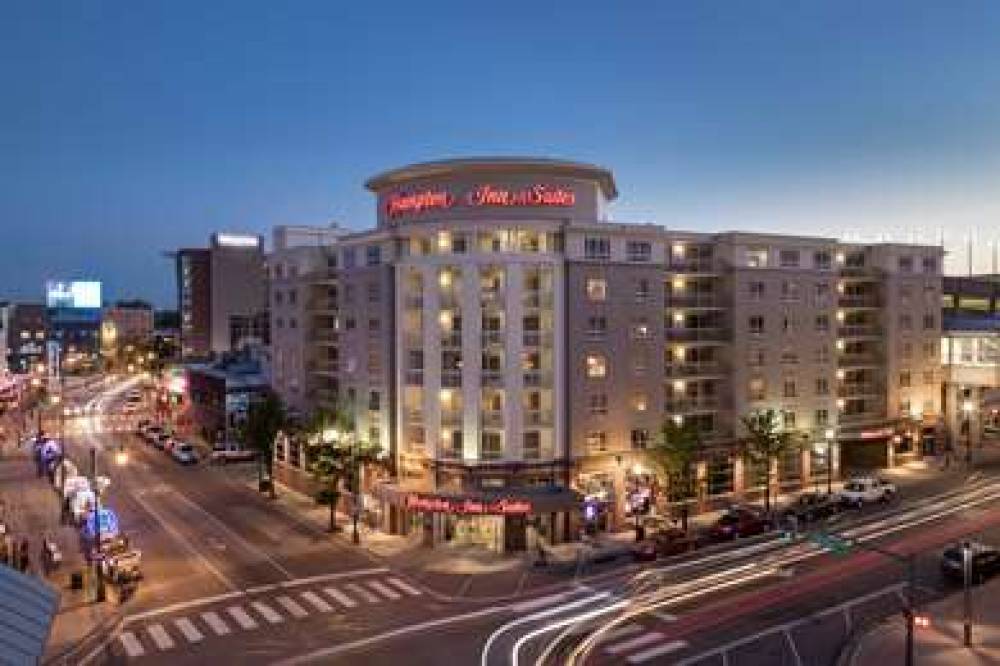 Hampton Inn &amp; Suites Memphis-Beale Street 2