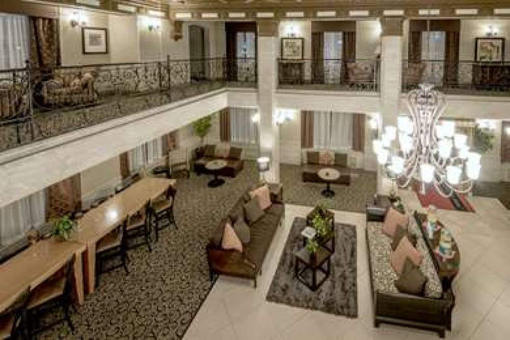 Hampton Inn &amp; Suites Montgomery-Downtown 8