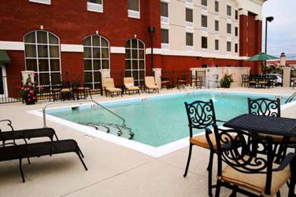 Hampton Inn &amp; Suites Murfreesboro 6