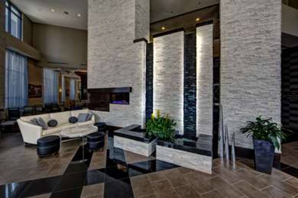 Hampton Inn &amp; Suites Nashville-Downtown 5