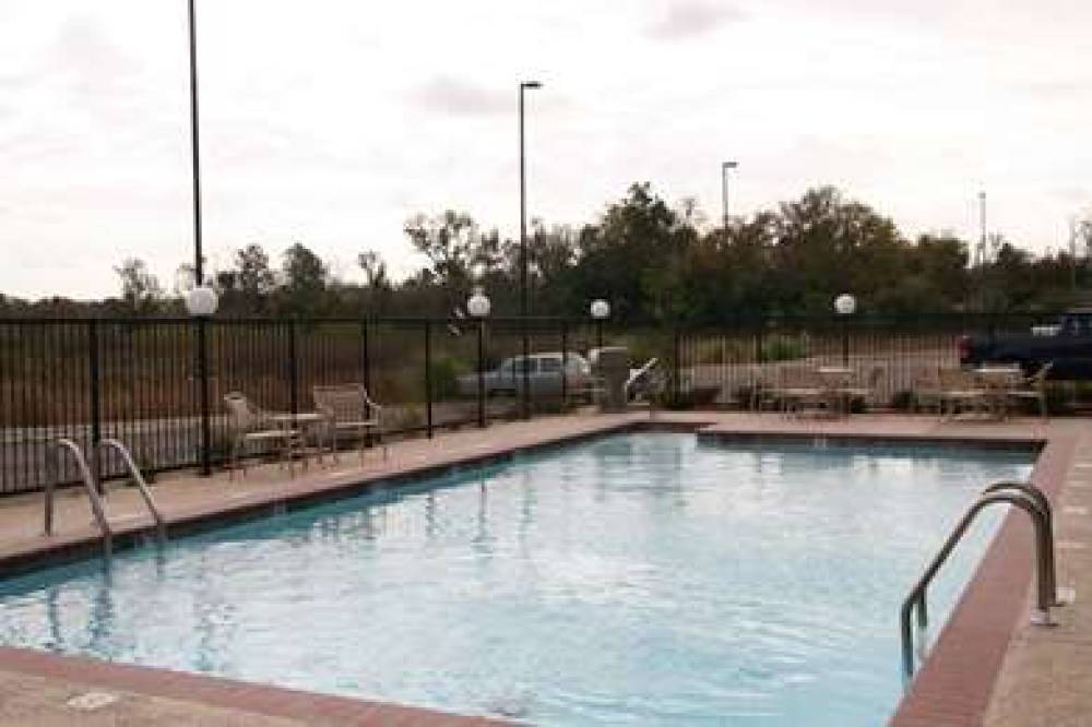 Hampton Inn &amp; Suites Natchez 7