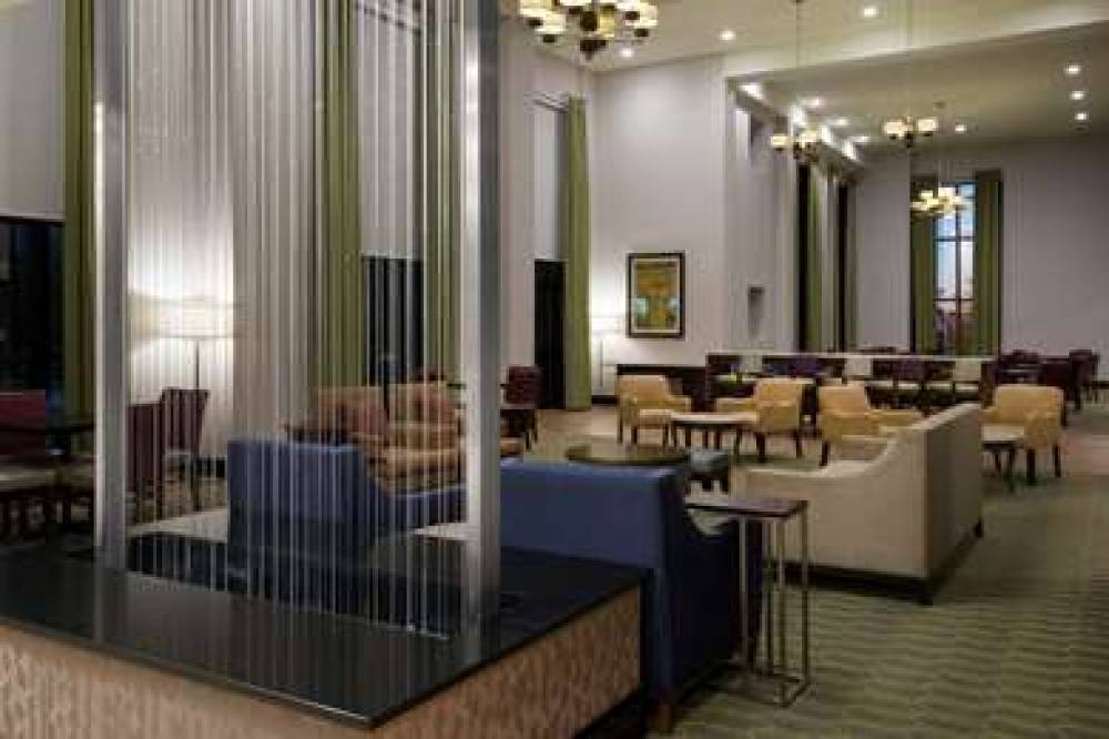 Hampton Inn &amp; Suites National Harbor/Alexandr 7