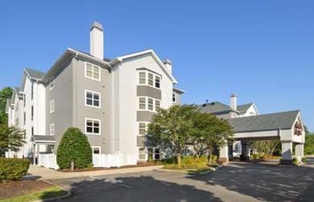 Hampton Inn &amp; Suites Newport News-Arpt-Oyster 1