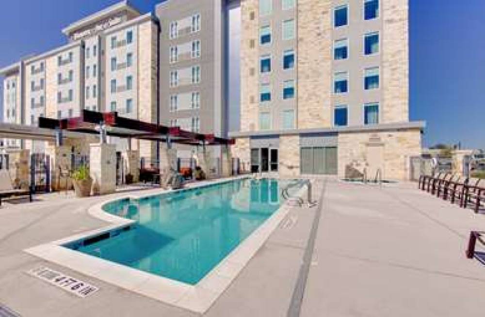 Hampton Inn &amp; Suites North Houston/Spring 8