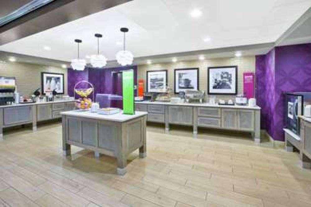 Hampton Inn &amp; Suites Oakwood Village-Cleveland 6