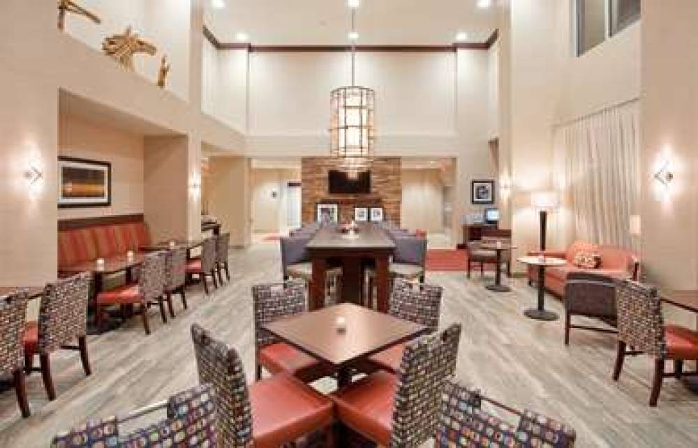 Hampton Inn &amp; Suites Omaha Southwest-La Vista 10