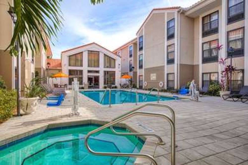 Hampton Inn &amp; Suites Orlando/East UCF Area, FL 9