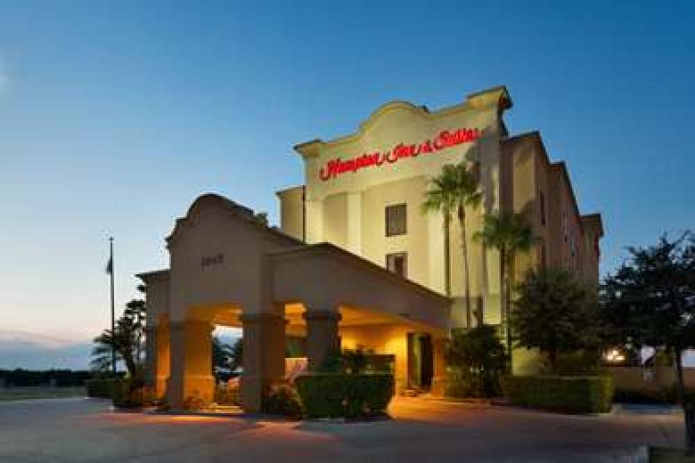 Hampton Inn &amp; Suites Pharr 2