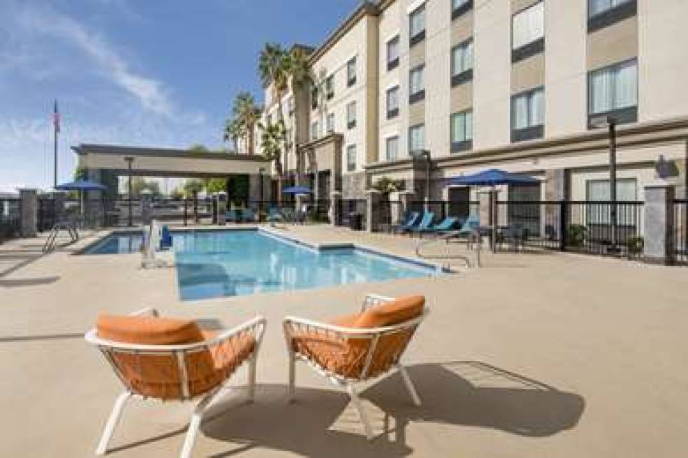 Hampton Inn &amp; Suites Phoenix North/Happy Vall 4