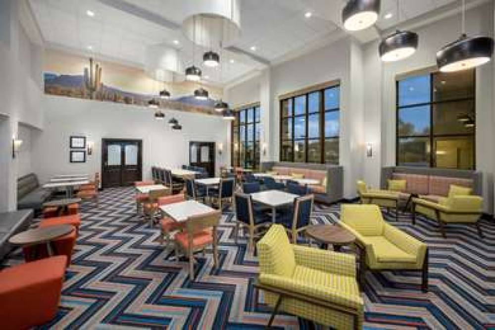 Hampton Inn &amp; Suites Phoenix North/Happy Vall 8