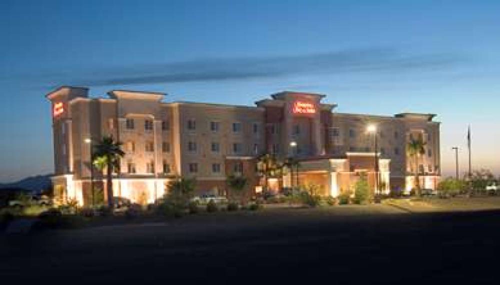 Hampton Inn &amp; Suites Phoenix-Surprise 3