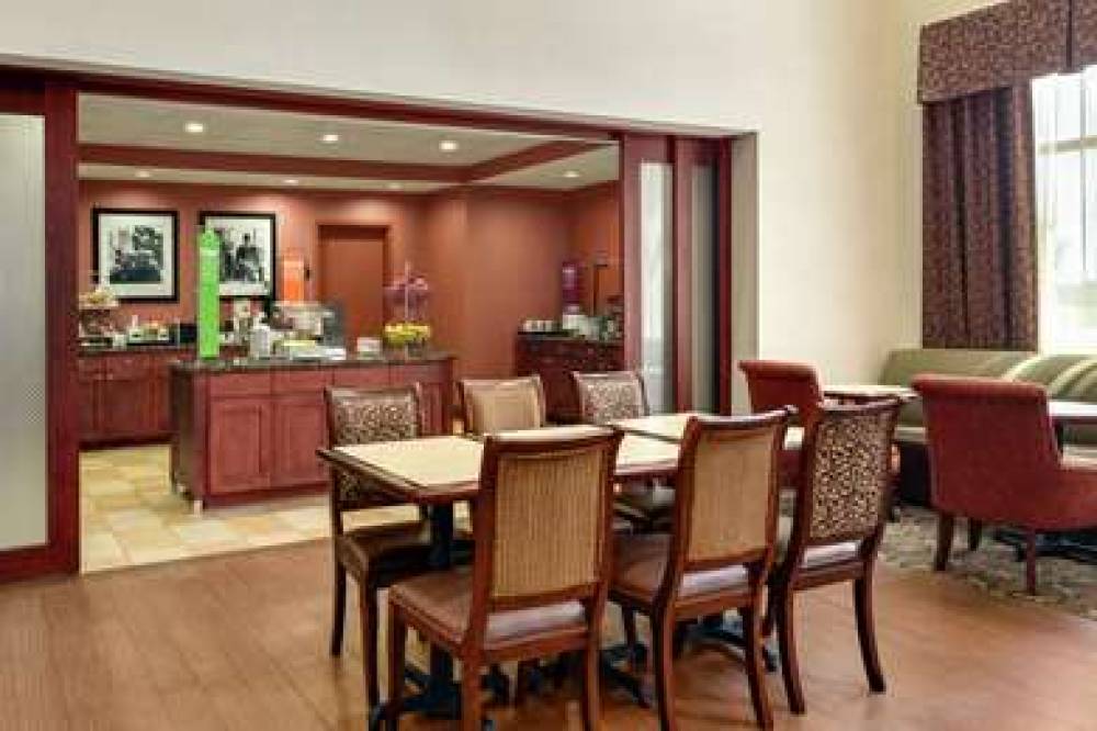 Hampton Inn &amp; Suites Prattville, AL 9