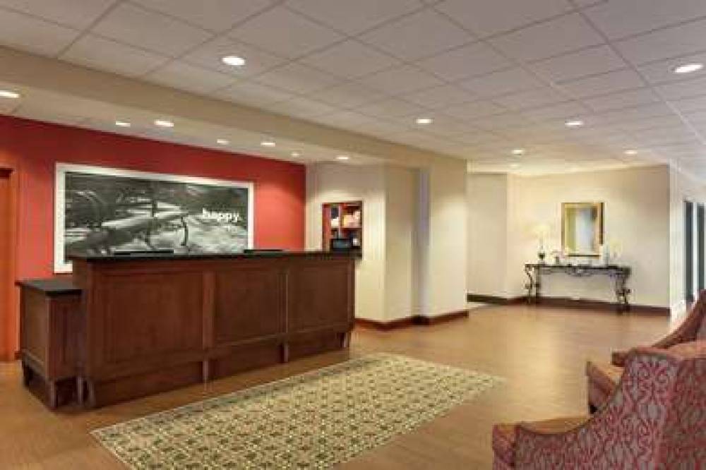 Hampton Inn &amp; Suites Prattville, AL 4