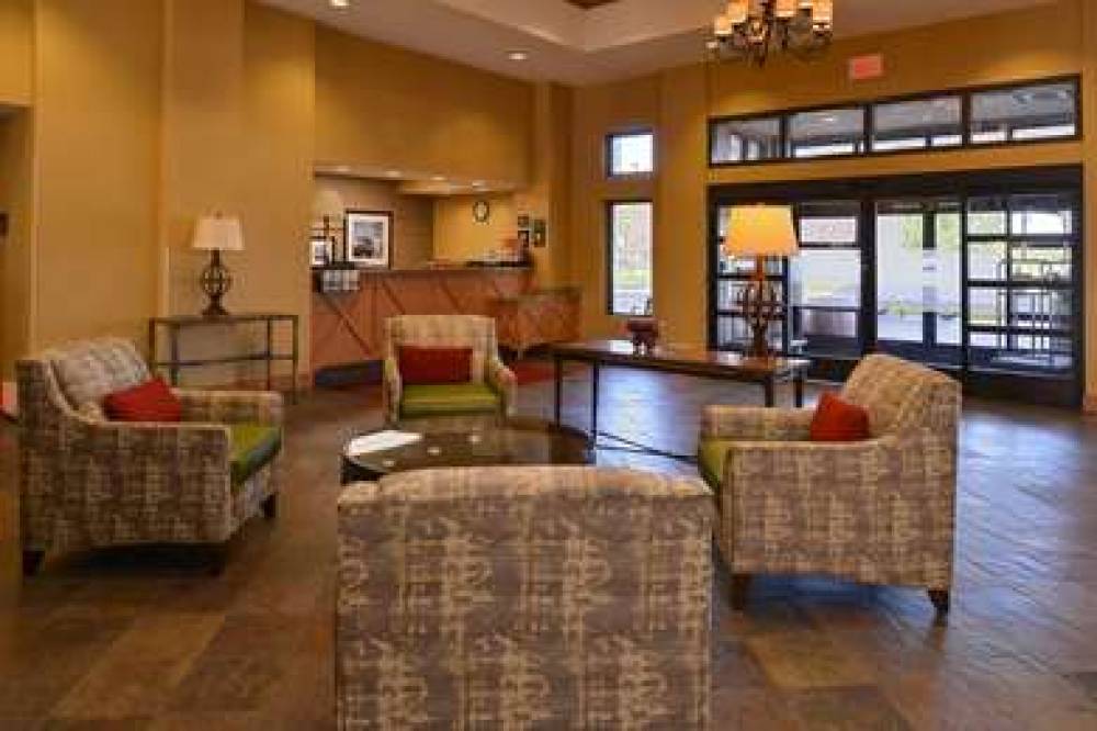 Hampton Inn &amp; Suites Pueblo - Southgate 7