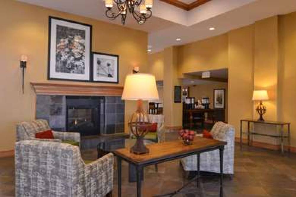 Hampton Inn &amp; Suites Pueblo - Southgate 4