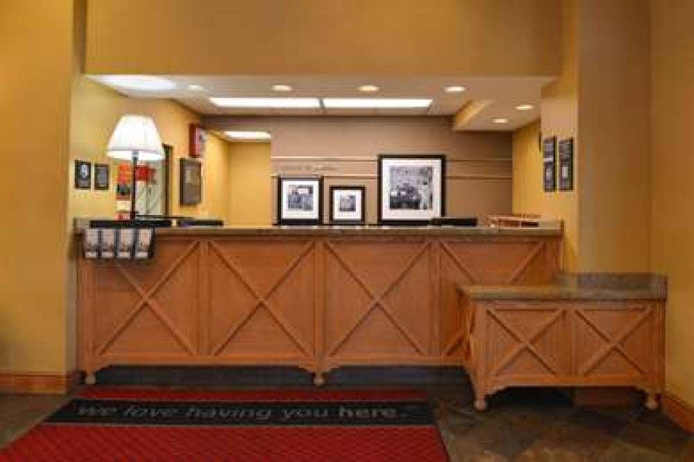 Hampton Inn &amp; Suites Pueblo - Southgate 6