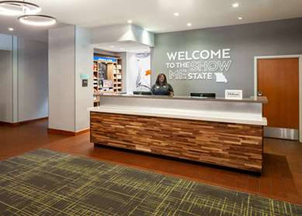 Hampton Inn &amp; Suites St. Louis At Forest Park 8