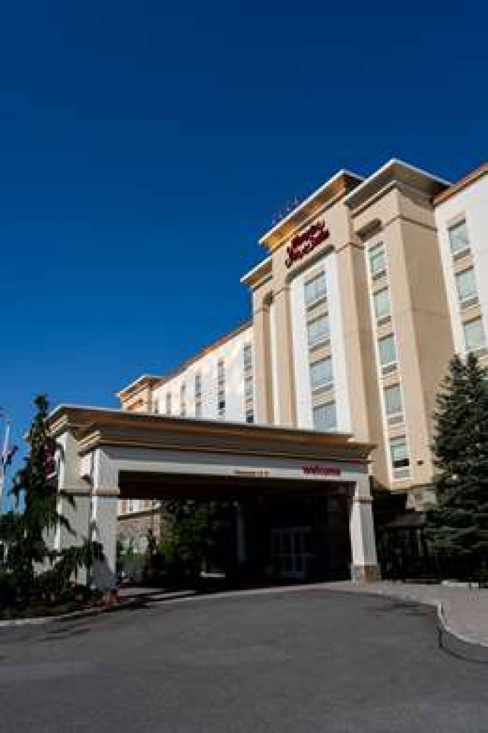 Hampton Inn &Amp; Suites Staten Island