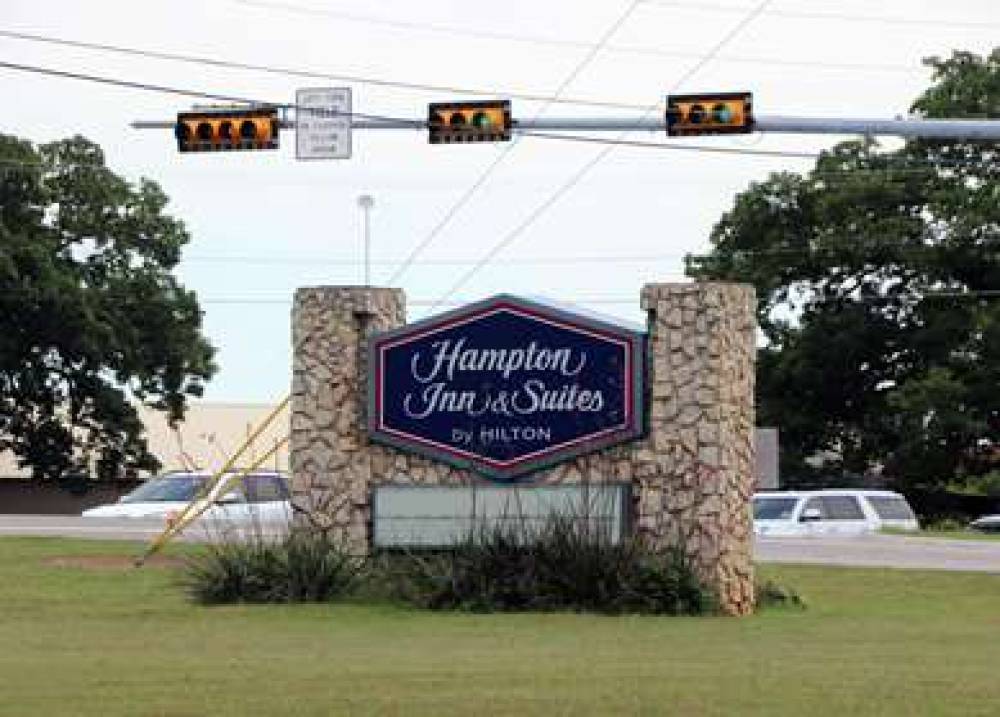 Hampton Inn &Amp; Suites Stephenville