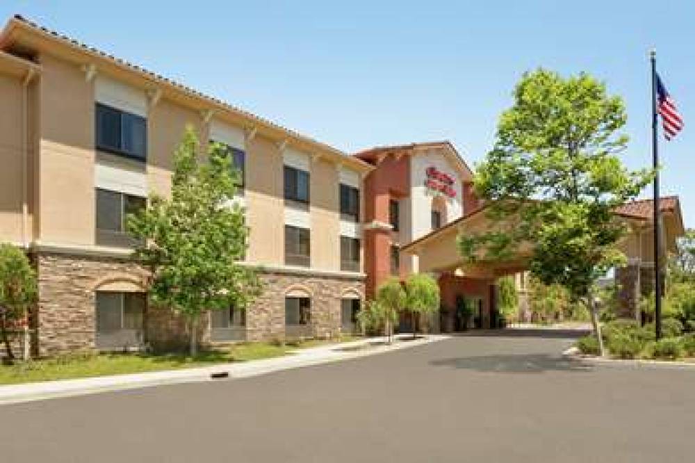 Hampton Inn &amp; Suites Thousand Oaks, CA 1