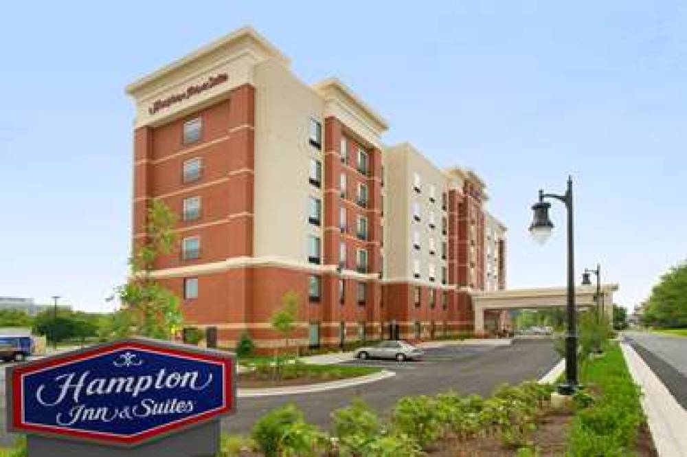 Hampton Inn &amp; Suites Washington DC North/Gait 1