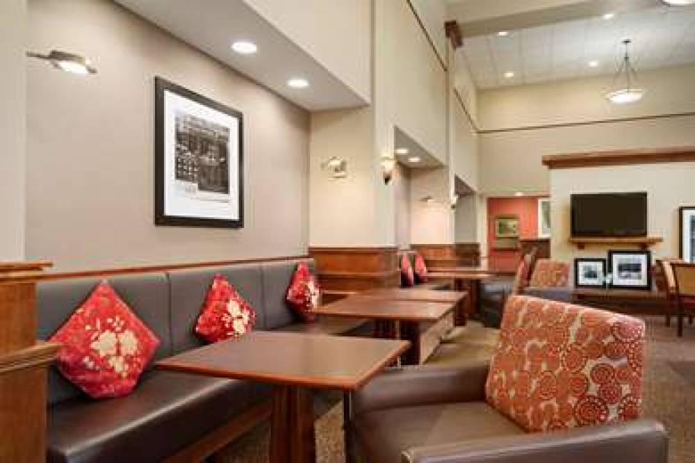 Hampton Inn &amp; Suites Williamsburg-Central 5