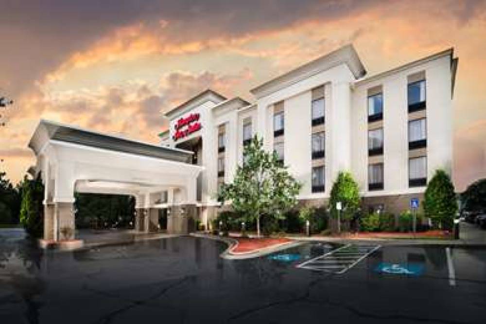 Hampton Inn &amp; Suites Wilson I-95 1