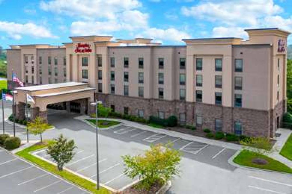 Hampton Inn &amp; Suites Winston-Salem/University 1