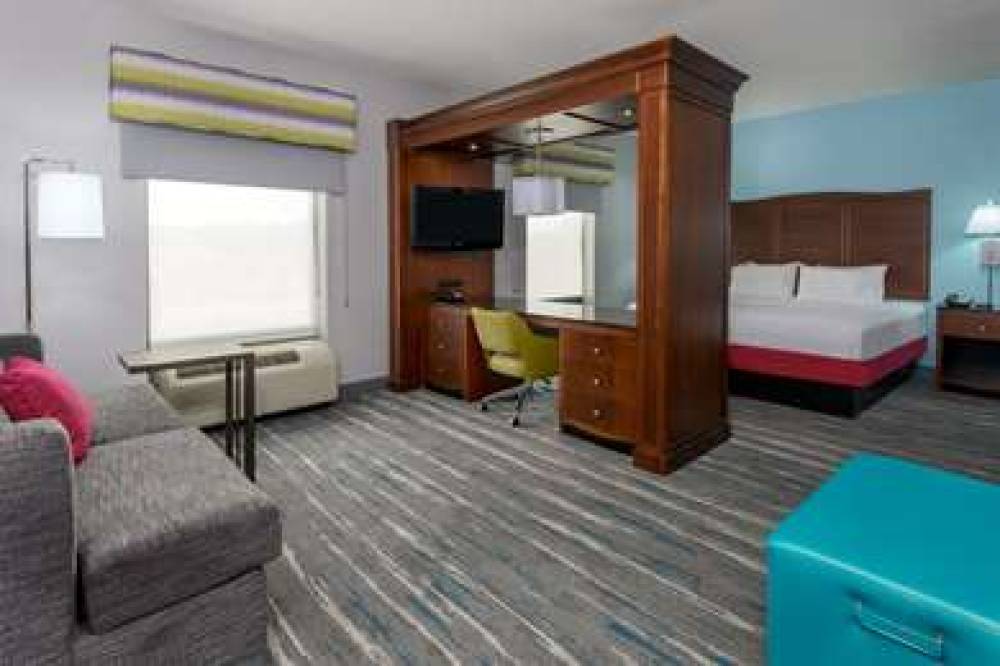 Hampton Inn &amp; Suites Winston-Salem/University 10