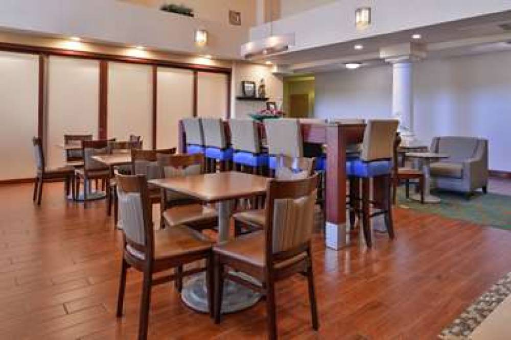 Hampton Inn &amp; Suites Woodland-Sacramento Area 9