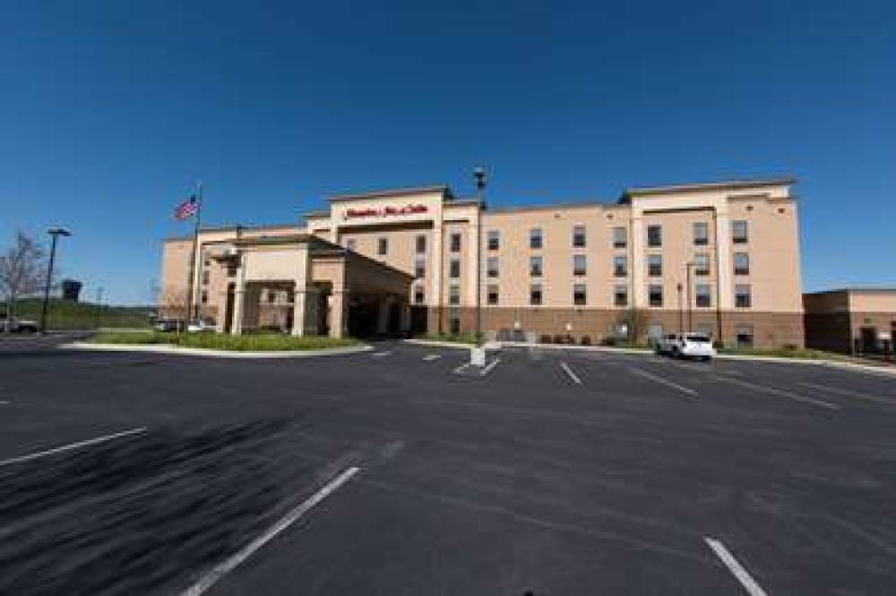 Hampton Inn &amp; Suites Woodstock, VA 4