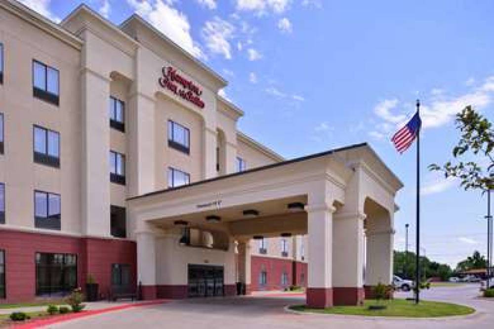 Hampton Inn &amp; Suites Woodward 1