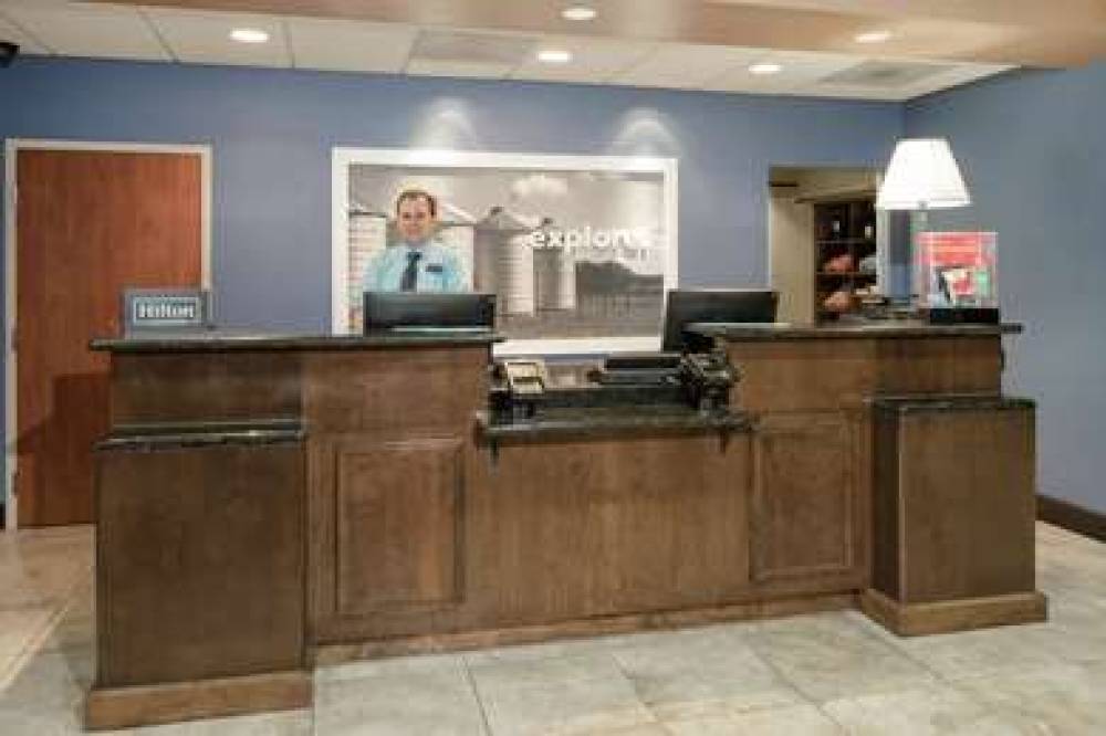 Hampton Inn &amp; Suites Yuba City 5