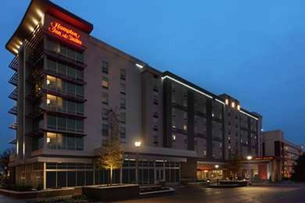 Hampton Inn And Suites Buckhead,Ga