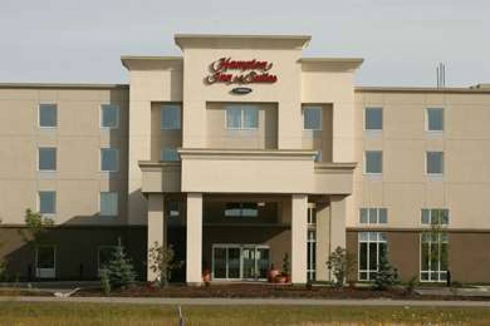 Hampton Inn And Suites By Hilton Red Deer 3