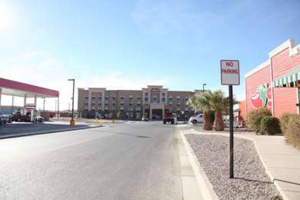 Hampton Inn And Suites Carlsbad, NM 2